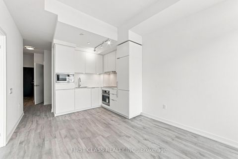 Photo 3 at S3401 - 8 Olympic Garden Drive, Newtonbrook East, Toronto