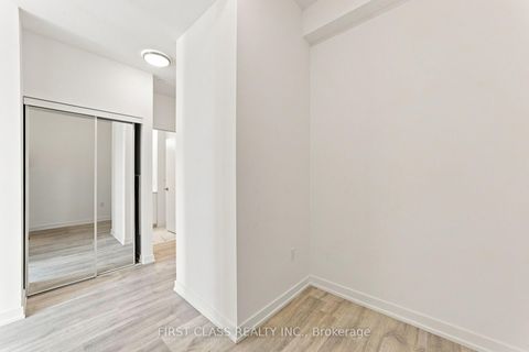 Photo 7 at S3401 - 8 Olympic Garden Drive, Newtonbrook East, Toronto