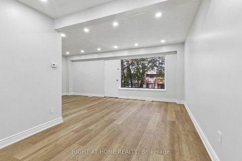 Photo 7 at 29 Cheatham Place, Malvern, Toronto