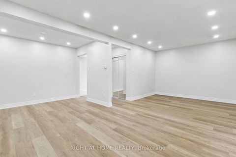 Photo 9 at 29 Cheatham Place, Malvern, Toronto