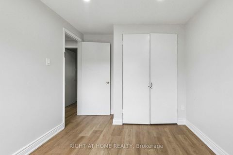 Photo 19 at 29 Cheatham Place, Malvern, Toronto