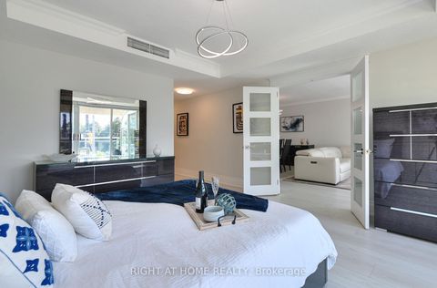 Photo 11 at 202E - 460 Queens Quay W, Waterfront Communities C1, Toronto