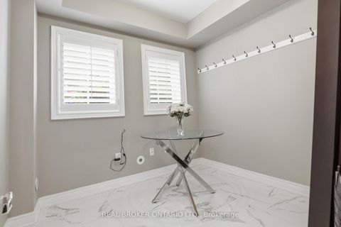Photo 3 at 39 Lobo Mews, City Centre West, Toronto