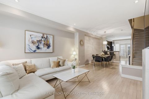 Photo 15 at 39 Lobo Mews, City Centre West, Toronto