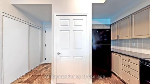 Photo 12 at 2510 - 228 Queens Quay W, Waterfront Communities C1, Toronto