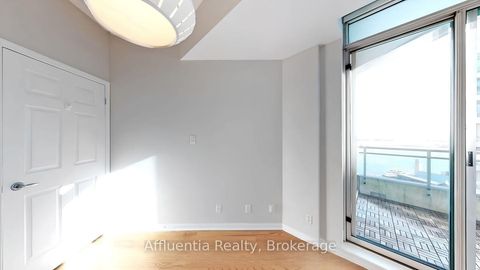 Photo 13 at 2510 - 228 Queens Quay W, Waterfront Communities C1, Toronto