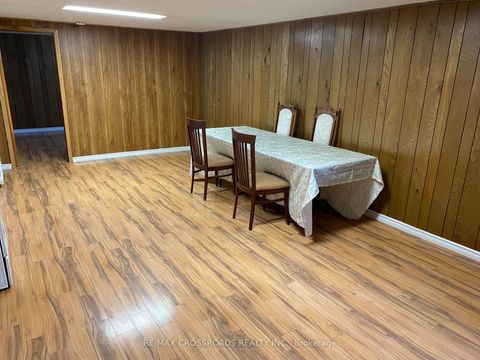 Photo 10 at 91 Bickerton Crescent, Pleasant View, Toronto