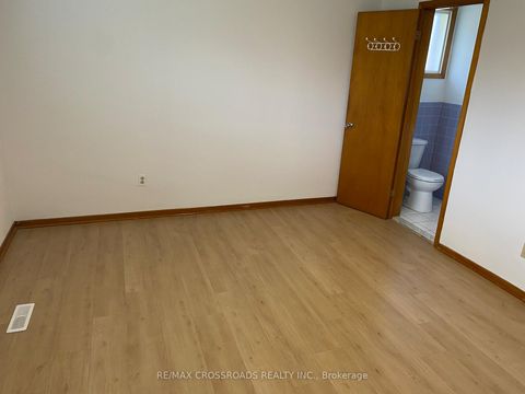 Photo 15 at 91 Bickerton Crescent, Pleasant View, Toronto