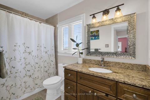 Photo 10 at 35 Victorway Drive, Holly, Barrie