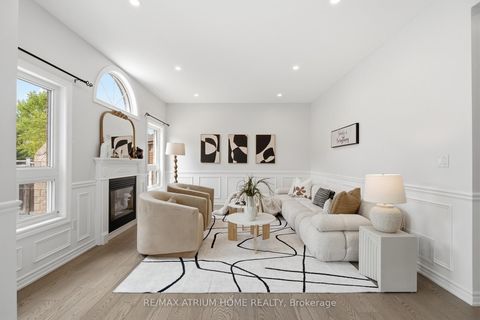 Photo 10 at 526 Mavrinac Boulevard, Bayview Northeast, Aurora