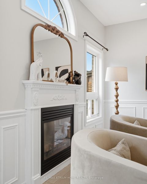 Photo 12 at 526 Mavrinac Boulevard, Bayview Northeast, Aurora