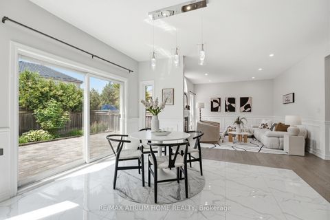 Photo 13 at 526 Mavrinac Boulevard, Bayview Northeast, Aurora