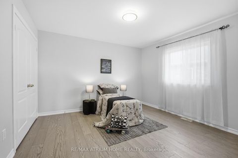 Photo 28 at 526 Mavrinac Boulevard, Bayview Northeast, Aurora