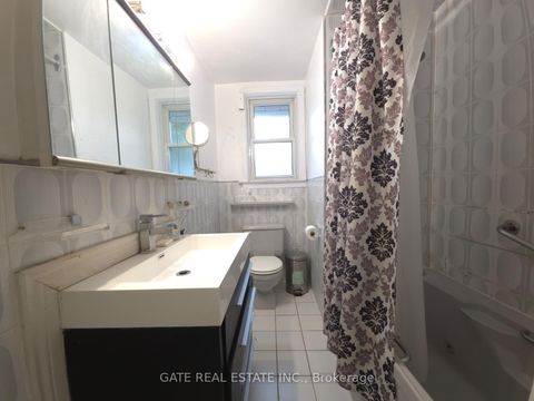 Photo 4 at 377 Ellerslie Avenue, Willowdale West, Toronto