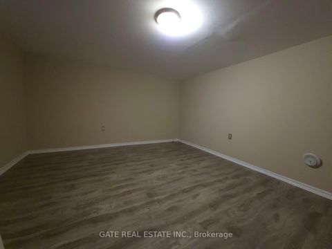 Photo 6 at 377 Ellerslie Avenue, Willowdale West, Toronto