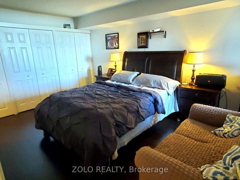 Photo 12 at 805 - 3233 Eglinton Avenue E, Scarborough Village, Toronto