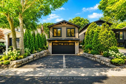 Photo 1 at 168 Springhead Gardens, North Richvale, Richmond Hill