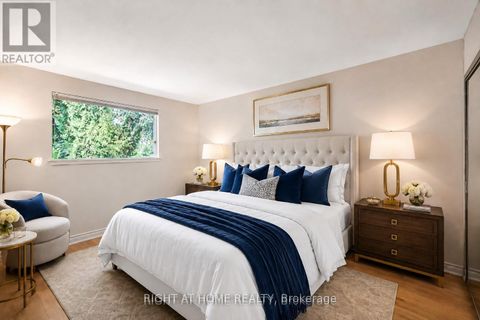 Photo 17 at 168 Springhead Gardens, North Richvale, Richmond Hill