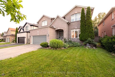 Photo 3 at 52 Prince William Way, Shore, Barrie