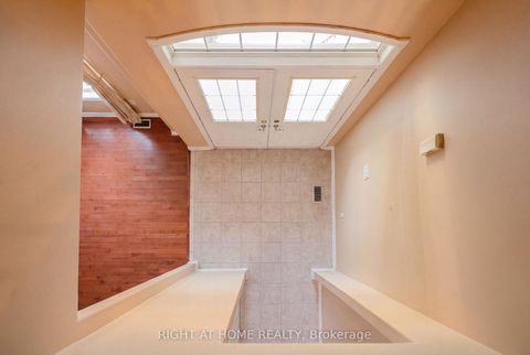 Photo 16 at 52 Prince William Way, Shore, Barrie