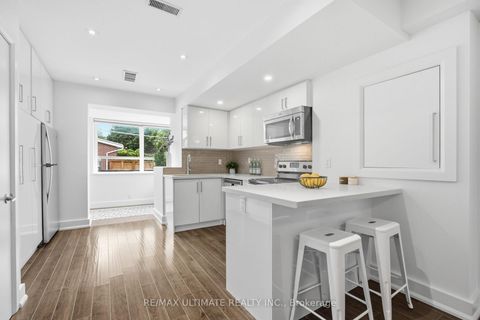 Photo 9 at 305 Winona Drive, Oakwood Village, Toronto