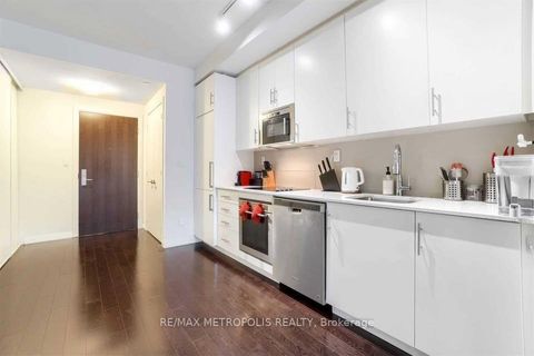 Photo 3 at 520 - 460 Adelaide Street E, Moss Park, Toronto