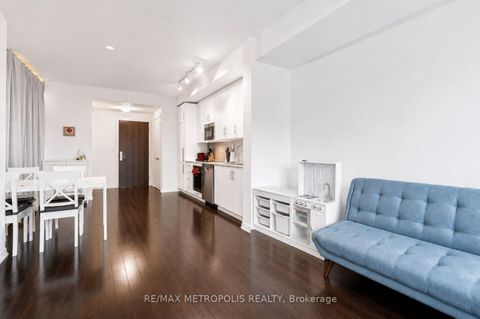 Photo 11 at 520 - 460 Adelaide Street E, Moss Park, Toronto