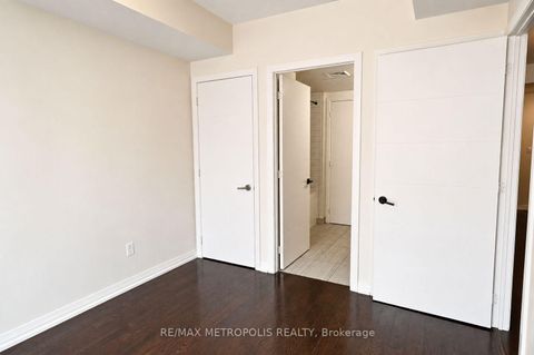 Photo 16 at 520 - 460 Adelaide Street E, Moss Park, Toronto