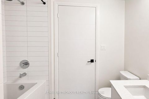 Photo 17 at 520 - 460 Adelaide Street E, Moss Park, Toronto