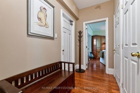 Photo 7 at 284 Indian Road, Swansea, Toronto