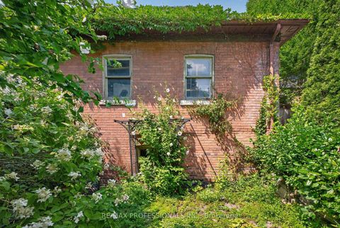 Photo 42 at 284 Indian Road, Swansea, Toronto