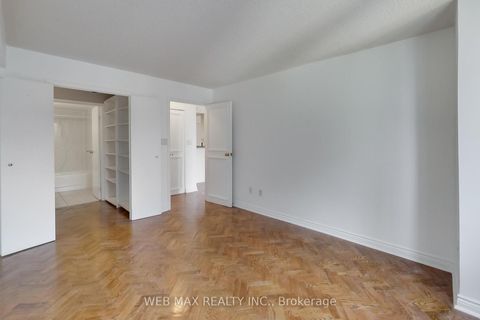 Photo 15 at 1808 - 25 Grenville Street, Bay Street Corridor, Toronto
