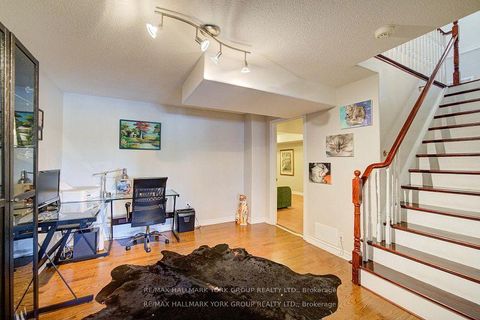 Photo 24 at 26 Regalia Way, Shore, Barrie