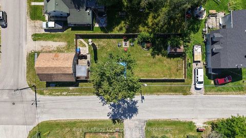 Photo 26 at 204 Sutherland Street N, Stayner, Clearview