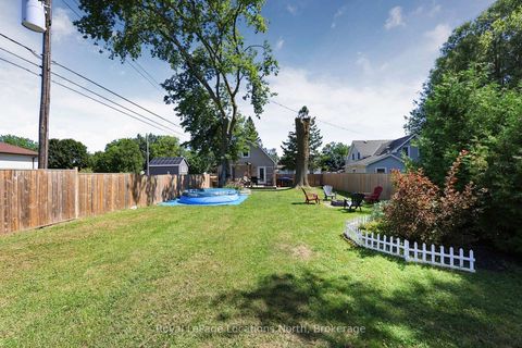 Photo 28 at 204 Sutherland Street N, Stayner, Clearview