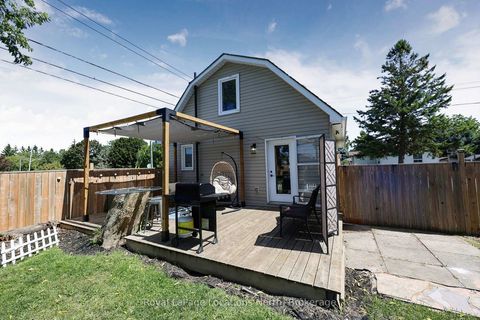 Photo 33 at 204 Sutherland Street N, Stayner, Clearview