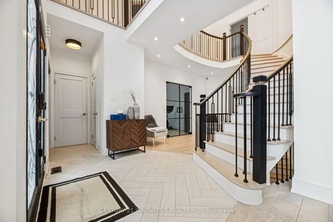 Photo 2 at 6 Devonridge Crescent, Highland Creek, Toronto