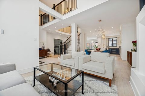 Photo 6 at 6 Devonridge Crescent, Highland Creek, Toronto