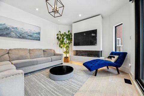 Photo 19 at 6 Devonridge Crescent, Highland Creek, Toronto