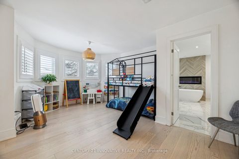 Photo 33 at 6 Devonridge Crescent, Highland Creek, Toronto
