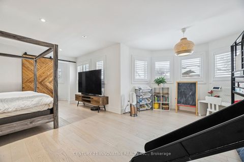 Photo 34 at 6 Devonridge Crescent, Highland Creek, Toronto