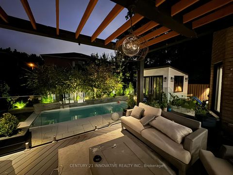 Photo 36 at 6 Devonridge Crescent, Highland Creek, Toronto