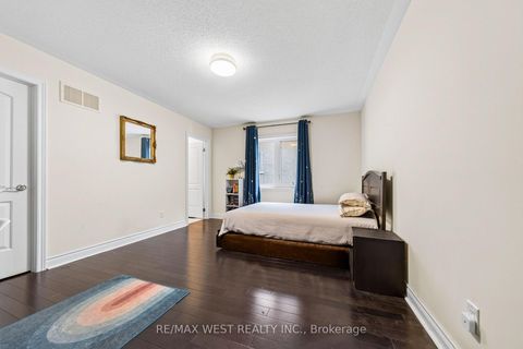 Photo 9 at 12 Oldham Street, Vellore Village, Vaughan