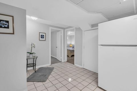 Photo 24 at 53 Wilstead Drive, Central Newmarket, Newmarket