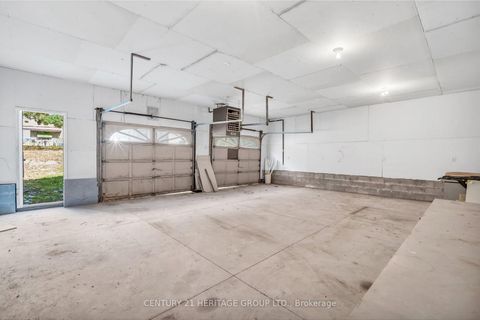 Photo 27 at 53 Wilstead Drive, Central Newmarket, Newmarket