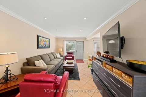 Photo 6 at 37 St Lucie Drive, Humbermede, Toronto