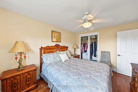 Photo 23 at 37 St Lucie Drive, Humbermede, Toronto