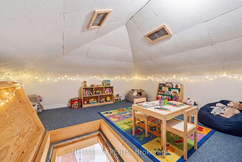 Photo 27 at 37 St Lucie Drive, Humbermede, Toronto