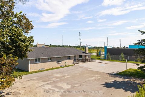 Photo 29 at 355 Mapleview Drive W, Holly, Barrie