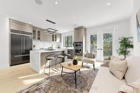 Photo 12 at 127 Banff Road, Mount Pleasant East, Toronto